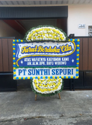Papan Bunga Duka di Gombang