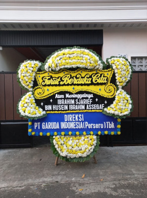 Papan Bunga Duka di Gombang